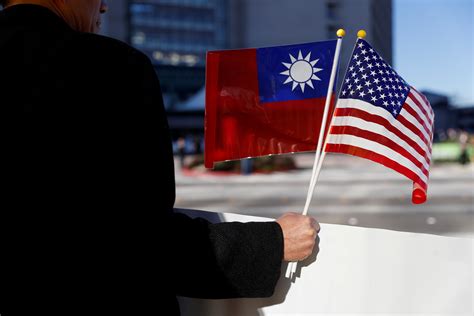 cna branches|US delegation to attend Taiwan inauguration as China tensions .